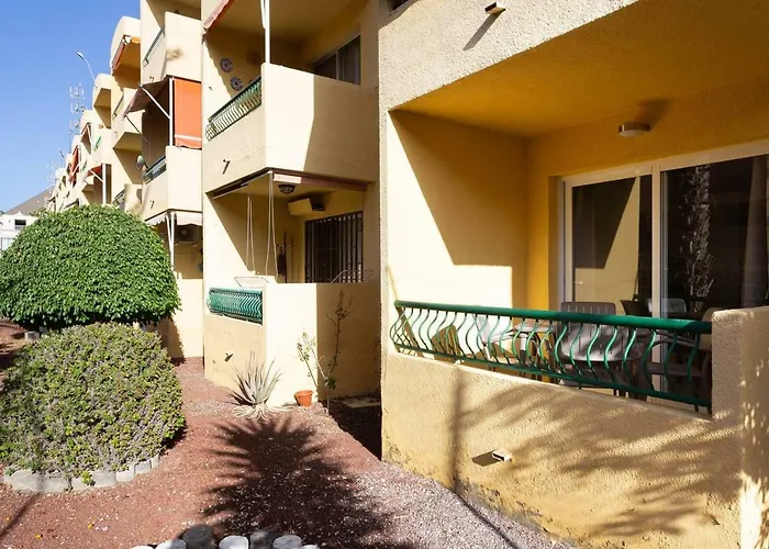 Torres Del Sol Apartment